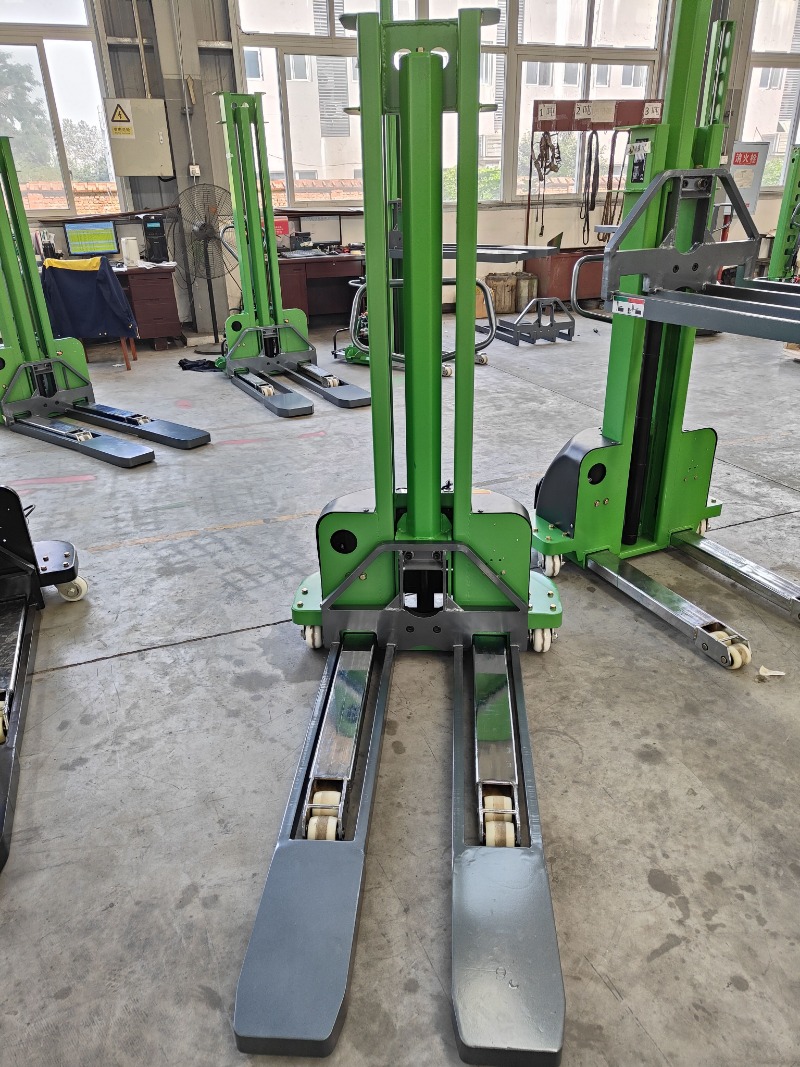 1000kg 1300kg 1500kg Selbstlad – Electric Forklift Bewertung und Preis
